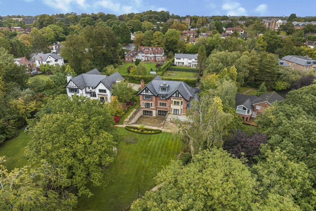 6 bedroom detached house for sale in Springwood, Chapel Lane, Hale Barns, WA15